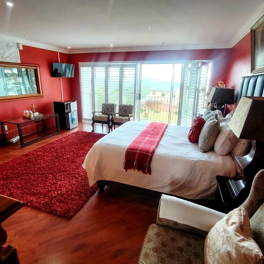 5 Bedroom Property for Sale in Beacon Bay Eastern Cape